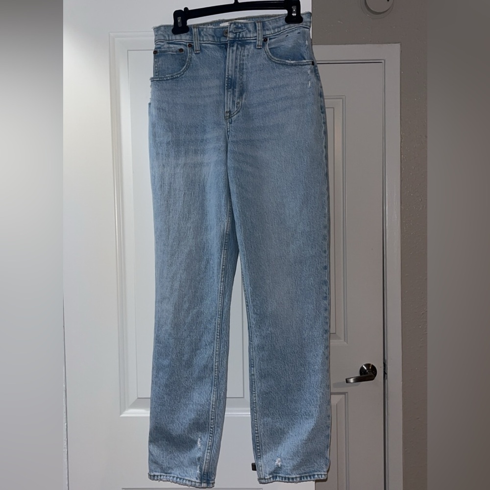 Women’s Abercrombie baggy jeans